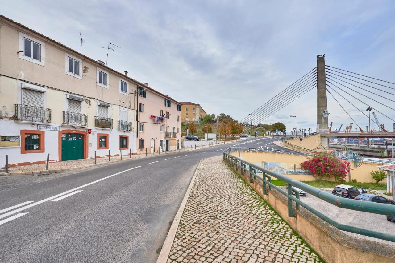 شقة Cozy Flat In Santa Apolonia Lisboa المظهر الخارجي الصورة